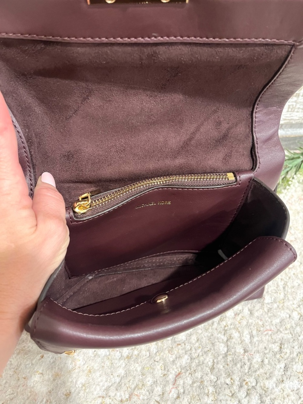 MICHAEL KORS CeCe Studded Convertible Crossbody Burgundy EUC! - Picture 11 of 13